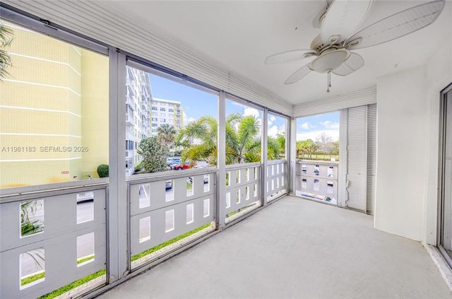 4350 Hillcrest Dr 200, Hollywood, FL 33021