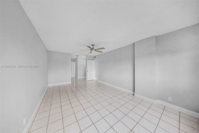 4350 Hillcrest Dr 200, Hollywood, FL 33021