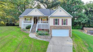 8435 Lanierland Farms Drive, Gainesville, GA 30506