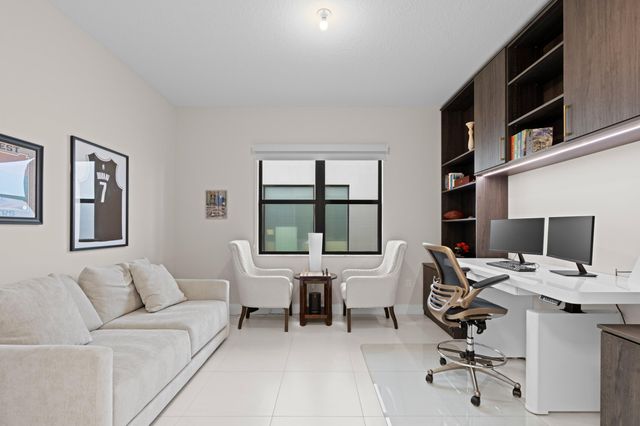 8345 Fishers Island Way, Boca Raton, FL 33434