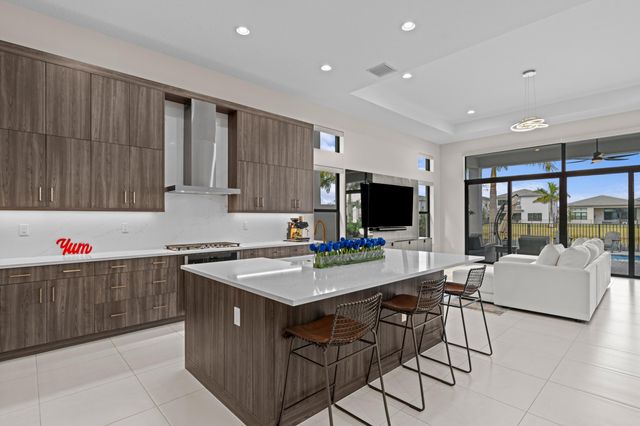 8345 Fishers Island Way, Boca Raton, FL 33434