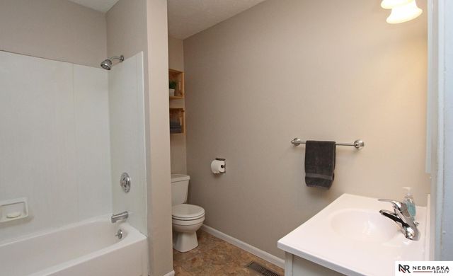 1349 Chautauqua Avenue, Lincoln, NE 68510