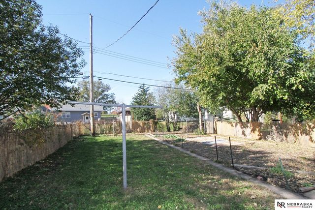 1349 Chautauqua Avenue, Lincoln, NE 68510