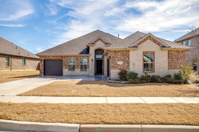 3531 Walnut Ridge Drive, Grand Prairie, TX 76065