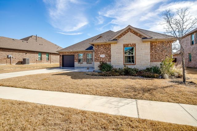 3531 Walnut Ridge Drive, Grand Prairie, TX 76065