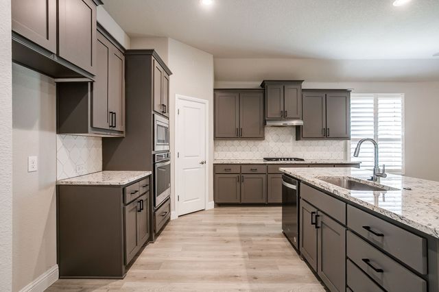 3531 Walnut Ridge Drive, Grand Prairie, TX 76065