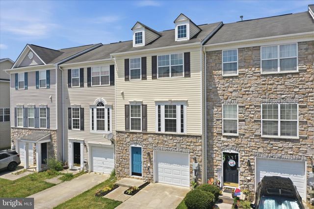 20 BRAVERY WAY, Martinsburg, WV 25405