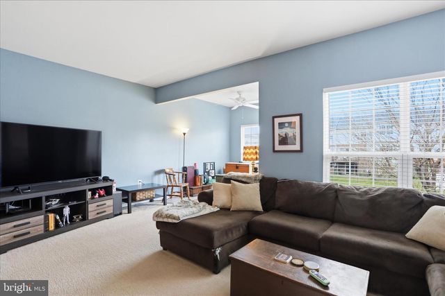 20 BRAVERY WAY, Martinsburg, WV 25405