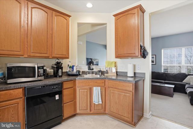 20 BRAVERY WAY, Martinsburg, WV 25405