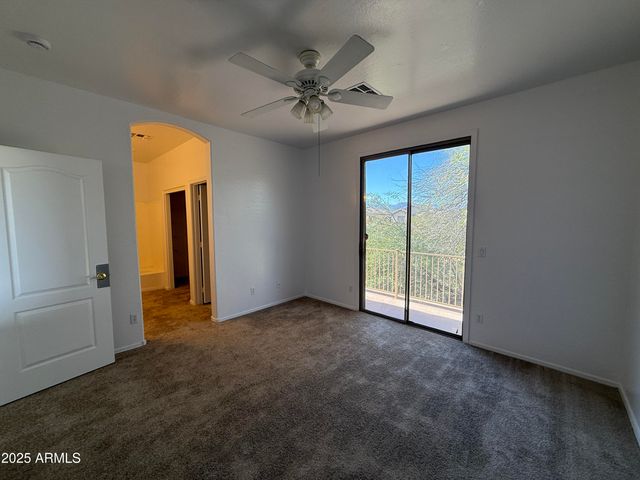 16828 S AQUA Court, Phoenix, AZ 85048