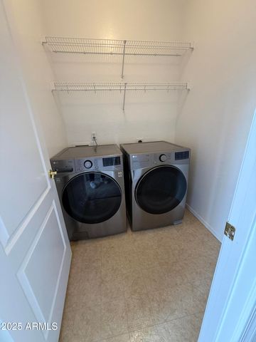 16828 S AQUA Court, Phoenix, AZ 85048