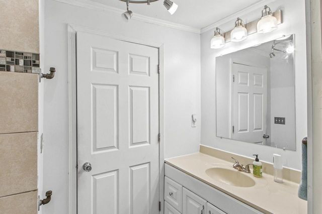 1212 Johnson Street, Madison, WI 53703