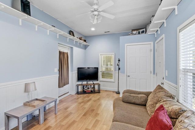 1212 Johnson Street, Madison, WI 53703