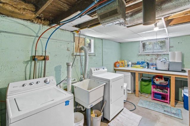 1212 Johnson Street, Madison, WI 53703