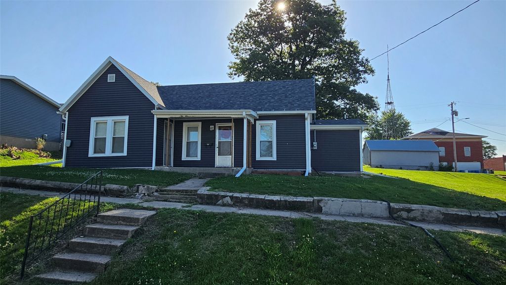 320 Depot Street, Kellogg, IA 50135