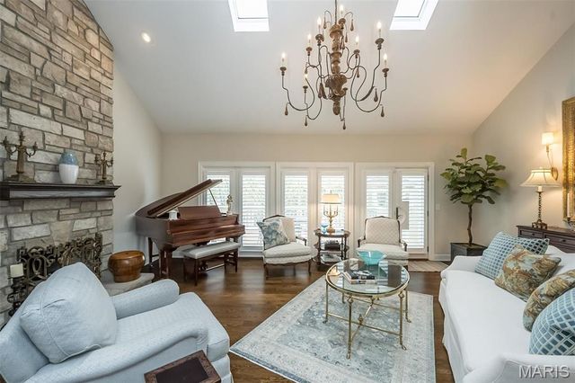 1519 Mallard Landing Court, Chesterfield, MO 63017