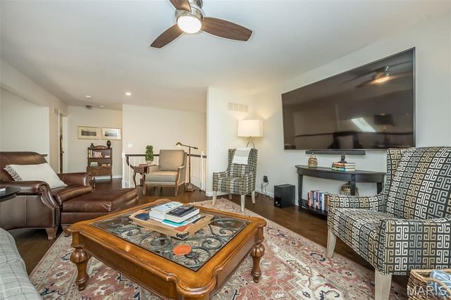 1519 Mallard Landing Court, Chesterfield, MO 63017