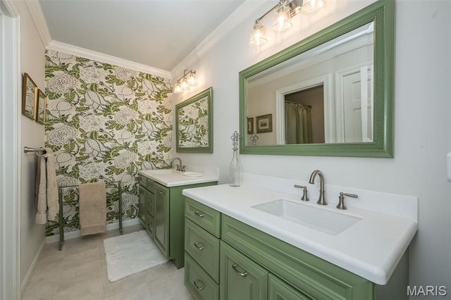 1519 Mallard Landing Court, Chesterfield, MO 63017