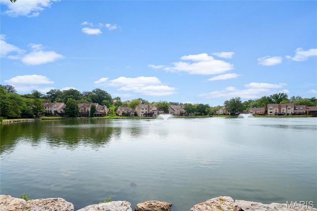 1519 Mallard Landing Court, Chesterfield, MO 63017