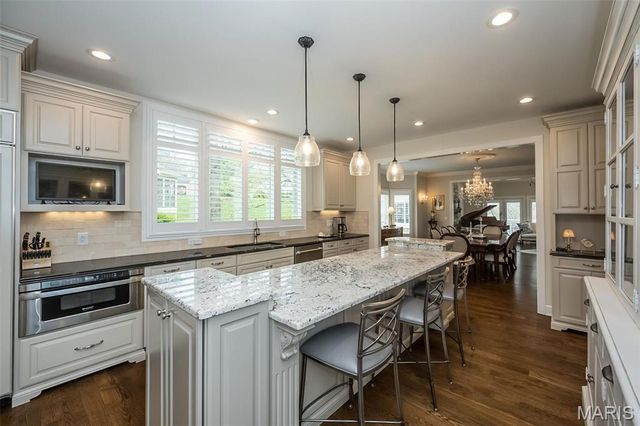 1519 Mallard Landing Court, Chesterfield, MO 63017