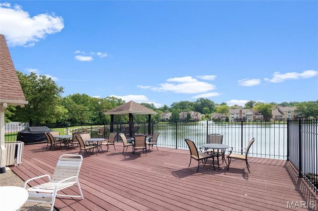 1519 Mallard Landing Court, Chesterfield, MO 63017