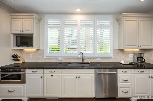 1519 Mallard Landing Court, Chesterfield, MO 63017