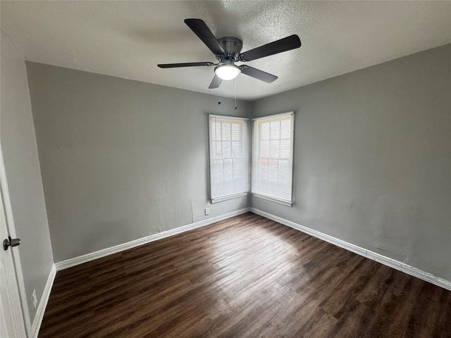 6338 Belgrade Avenue, Dallas, TX 75227