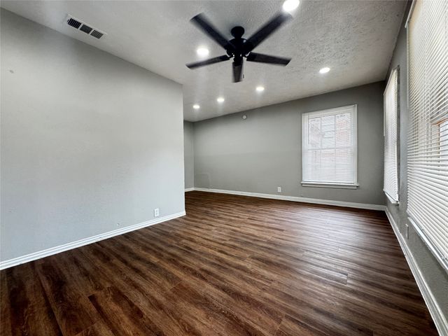6338 Belgrade Avenue, Dallas, TX 75227