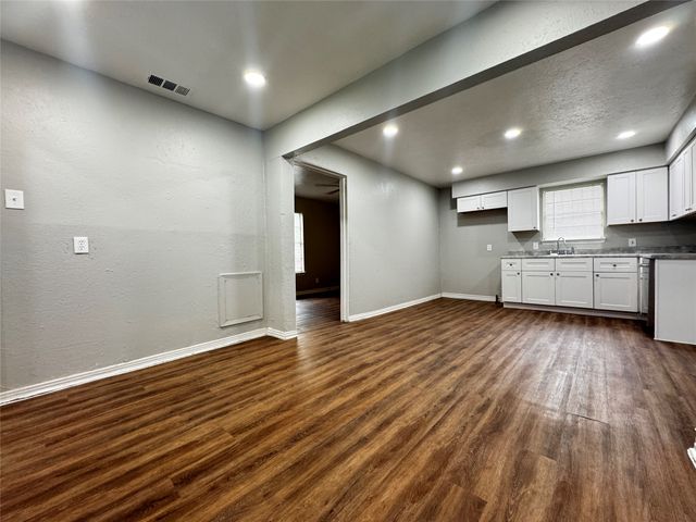 6338 Belgrade Avenue, Dallas, TX 75227