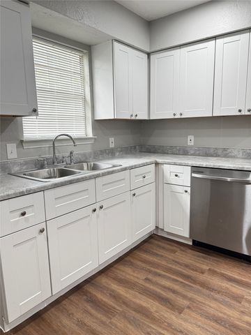 6338 Belgrade Avenue, Dallas, TX 75227