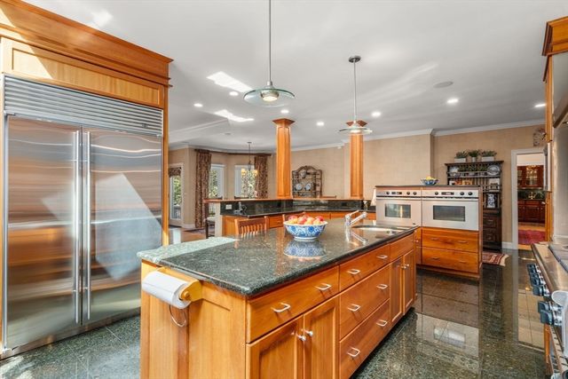 20 Cobblestone Place, Sudbury, MA 01776