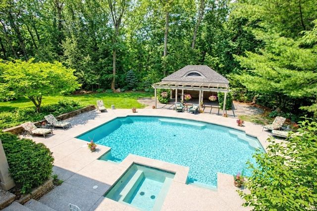 20 Cobblestone Place, Sudbury, MA 01776