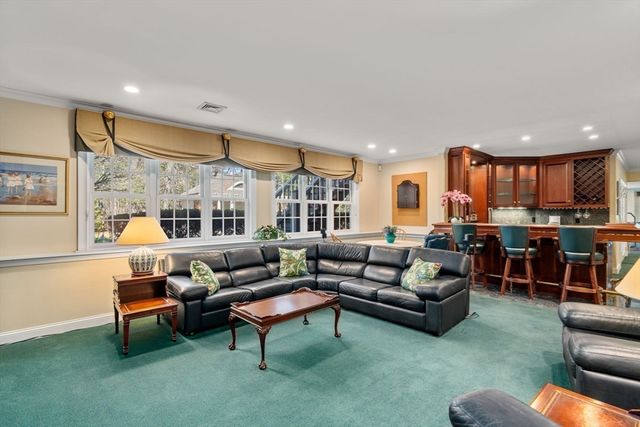 20 Cobblestone Place, Sudbury, MA 01776