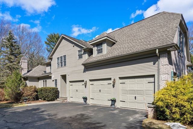 20 Cobblestone Place, Sudbury, MA 01776