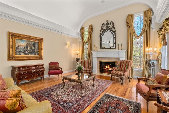 20 Cobblestone Place, Sudbury, MA 01776