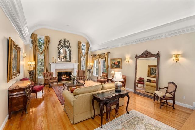 20 Cobblestone Place, Sudbury, MA 01776