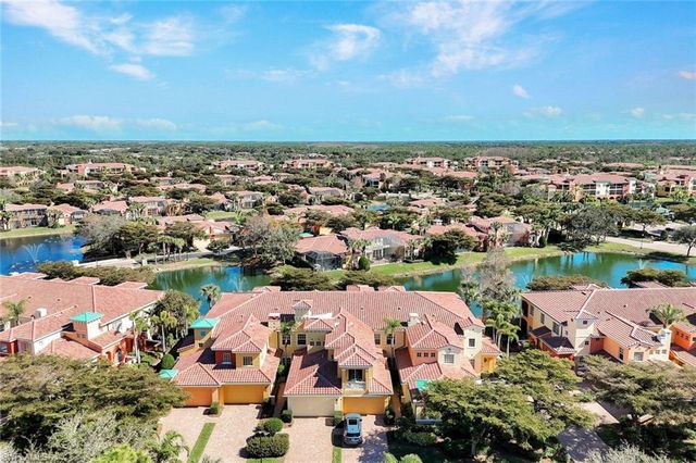 8517 Via Garibaldi CIR # 201, Estero, FL 33928