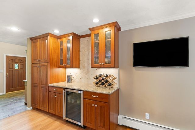 75 Boxford Road, Ipswich, MA 01938