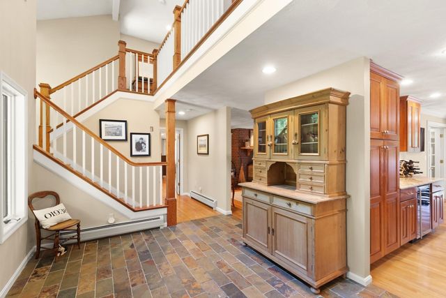75 Boxford Road, Ipswich, MA 01938