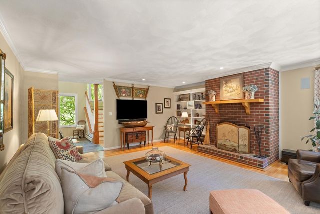 75 Boxford Road, Ipswich, MA 01938