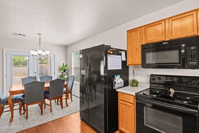 1256 E CLIFTON Avenue, Gilbert, AZ 85295