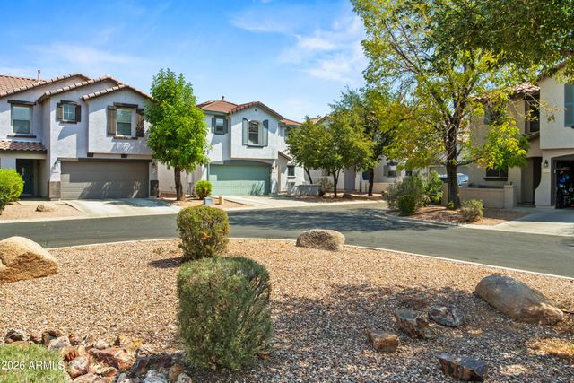 1256 E CLIFTON Avenue, Gilbert, AZ 85295