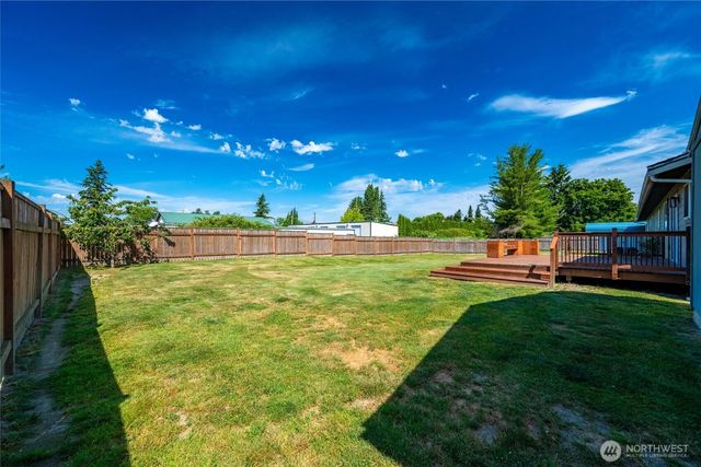 209 Hertel Way, Nooksack, WA 98276