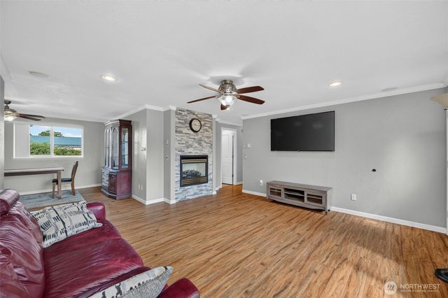 209 Hertel Way, Nooksack, WA 98276
