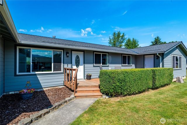 209 Hertel Way, Nooksack, WA 98276