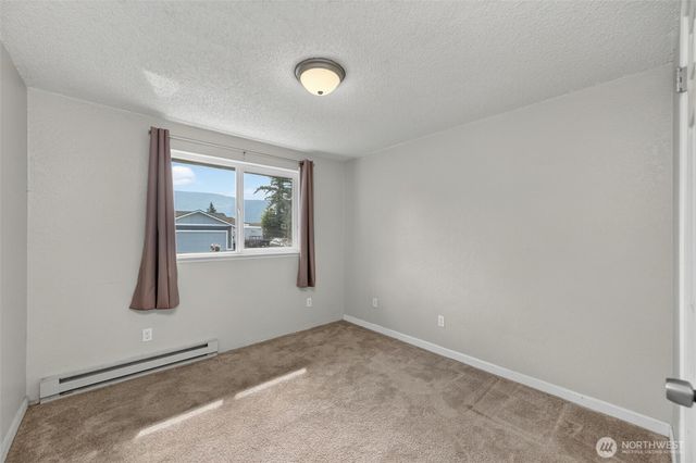 209 Hertel Way, Nooksack, WA 98276