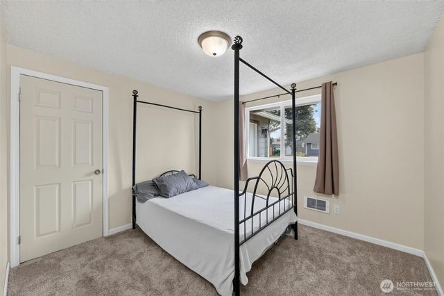 209 Hertel Way, Nooksack, WA 98276