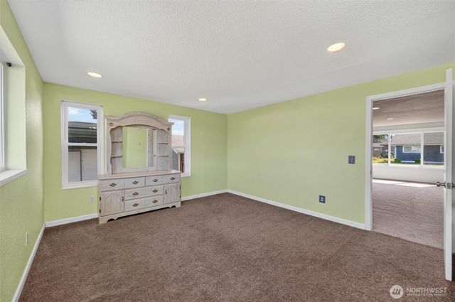 209 Hertel Way, Nooksack, WA 98276
