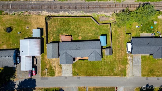 209 Hertel Way, Nooksack, WA 98276