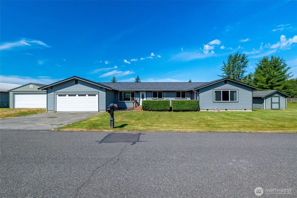 209 Hertel Way, Nooksack, WA 98276